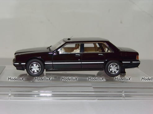Зил-4102 седан черный, 241020, DiP Models 1:43