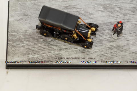 Fiat zero 200th Anniversario Carabinieri с фигурками