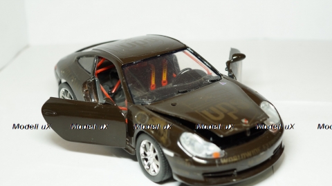 Porsche 911 Carerra, Burago 1:18 на запчасти