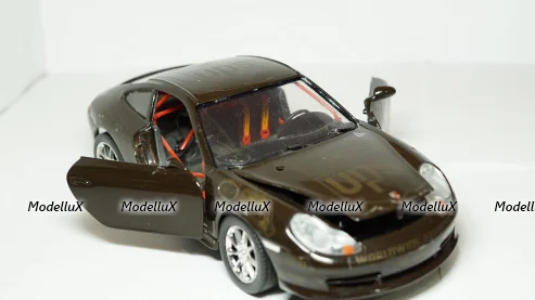 Porsche 911 Carerra, Burago 1:18 на запчасти