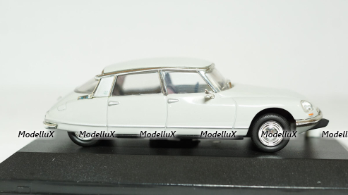 Citroen DS 21 Pallas 1968, Nostalgie 1:43