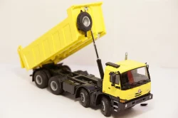 FIAT 418 AC/M MENARINI №13 Hachette 1:43