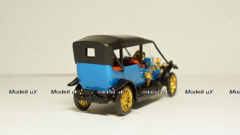 Руссо Балт С24-40 А22 синий, 1:43