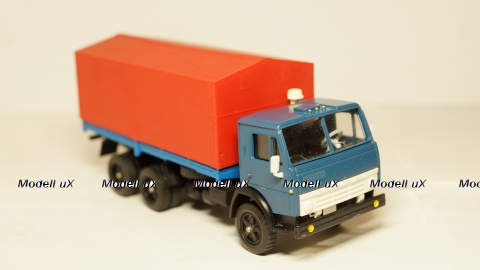 Камаз 5320 с тентом на резине синий/красный