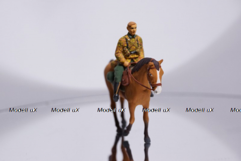 Фигурка Ганс на коне, Артель "Universal" 1:43
