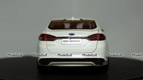 Ford Mondeo Fusion, Paudi 1:18