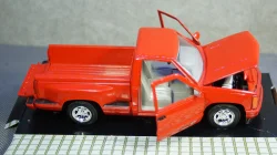 GMC Sierra GT Pickup red, MotorMax 1:24