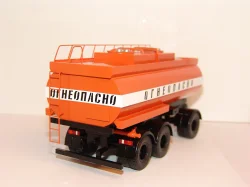 МЗКТ 6515 "Огнеопасно" с прицепом бочкой,  BY.VOLK 1:43