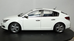 Chevrolet Cruze 1:18, Paudi 1:18