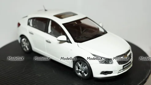 Chevrolet Cruze 1:18, Paudi 1:18
