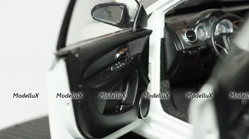 Chevrolet Cruze 1:18, Paudi 1:18