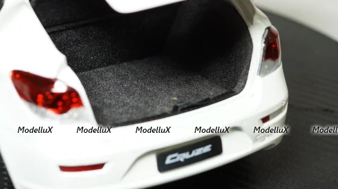 Chevrolet Cruze 1:18, Paudi 1:18