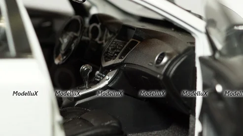 Chevrolet Cruze 1:18, Paudi 1:18