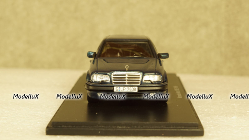 Mercedes 500E W124 1986 green metallic, S1020, Spark 1:43