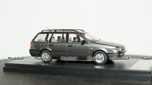 VW Passat B4 Variant 1993 Premium X 1:43, PRD520