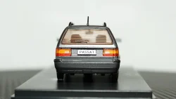 VW Passat B4 Variant 1993 Premium X 1:43, PRD520