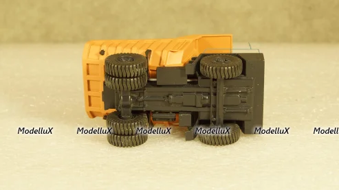 БЕЛАЗ 540А карьерный самосвал синий/оранжевый, Бригадир 1:87