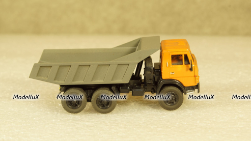 Камаз 5511 оранжевый/серый, Бригадир 1:87