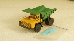 БЕЛАЗ 540А карьерный самосвал желтый/зеленый, Бригадир 1:87