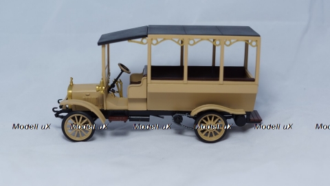 Руссо Балт автобус, Артель "Universal" 1:43 