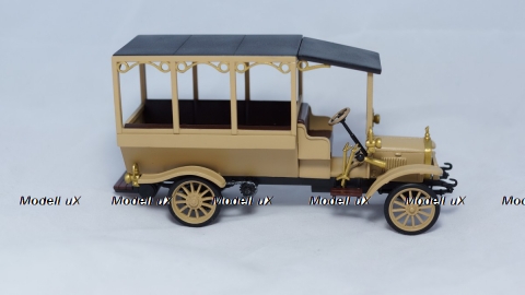 Руссо Балт автобус, Артель "Universal" 1:43 