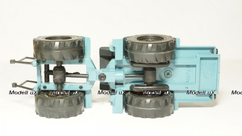 К 700 Кировец, 1:43