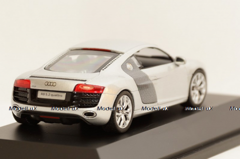 Audi R8 V10 Coupe quattro