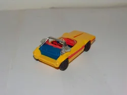 Bertone Runaboun с черным  А-44,желтый, Ремейк