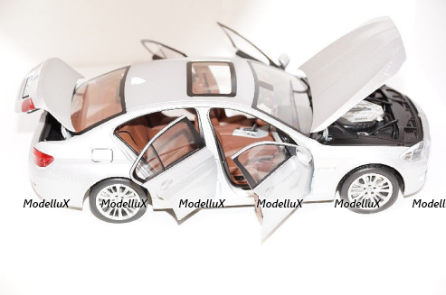 BMW 550i F10 sedan 2010 1:18
