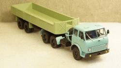 МАЗ 515 с полуприцепом МАЗ-5205 1965, H860, НАП 1:43