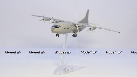 Антонов АН-12 /Antonov AN-12 535 th Independent Composite Air Regiment (OSAP) ВВС России, 553940 Herpa 1:200