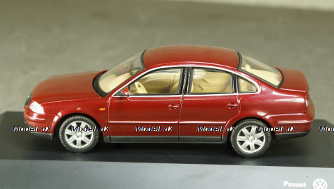 Volkswagen Passat B5 dark red, Schuco 1:43