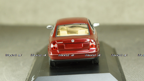 Volkswagen Passat B5 dark red, Schuco 1:43