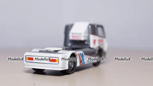 Mercedes, кольцевые гонки, 1:87