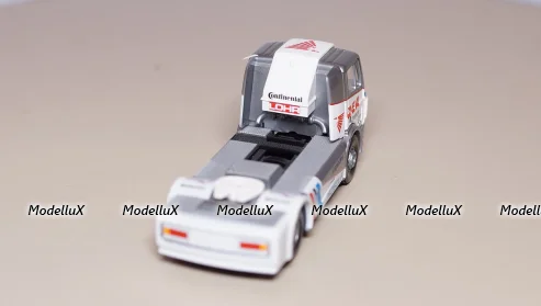 Mercedes, кольцевые гонки, 1:87
