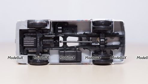Mercedes, кольцевые гонки, 1:87