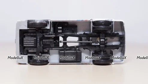 Mercedes, кольцевые гонки, 1:87