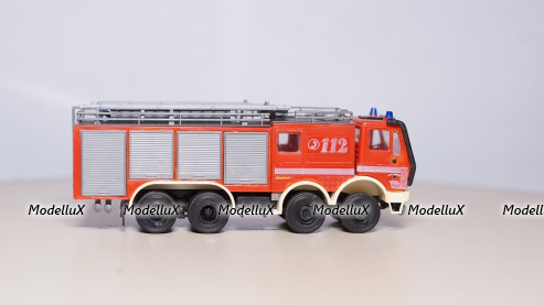 Mercedes пожарный, 4-х осный, Wiking 1:87