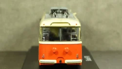Троллейбус Skoda-9TR, 1961, красно-бежевый, SSM4044, SSM 1:43