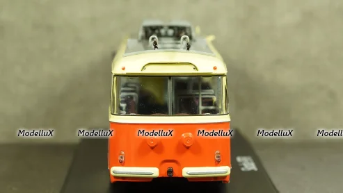 Троллейбус Skoda-9TR, 1961, красно-бежевый, SSM4044, SSM 1:43