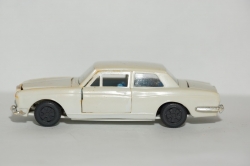 Rolls Royce Silver Shadow, Ремейк А-26 