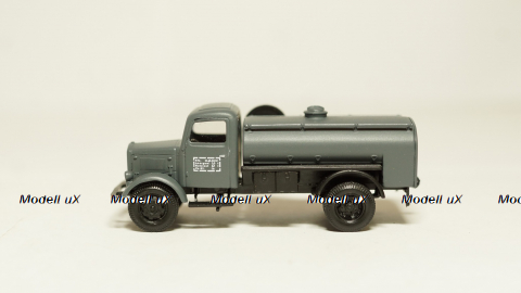 Mercedes Benz 3000 военный бензовоз немецкий, Herpa/КУМ 1:87 