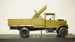 ЯГ-10 с пушкой, Волчанецкий 1:43