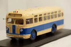 ГАЗ 51 с п/п Фургон Одежда, TruckTyr 1:43
