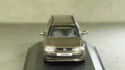 Opel Astra G Caravan brownmetallic, Schuco 1:43
