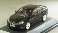 Opel Vectra OPC black, Schuco 1:43
