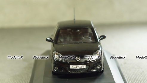 Opel Vectra OPC black, Schuco 1:43