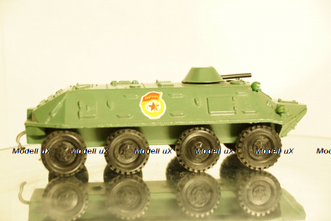 БТР 80 СССР, зеленый