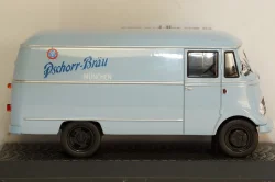 Land Rover Defender 110 Station Wagon 1:18 