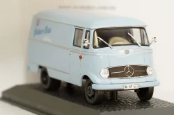Land Rover Defender 110 Station Wagon 1:18 